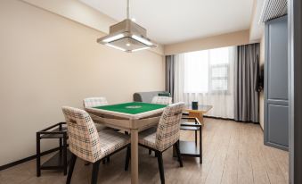 City Comfort Premier Hotel (Wuhan Wangjiawan Hanyang Passenger Station Subway Station)