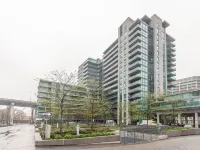 Fort York Suites Toronto ヨーク砦周辺のホテル