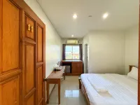 Sea Inn Hua Hin 55 Hotel dekat Dermaga Hua Hin