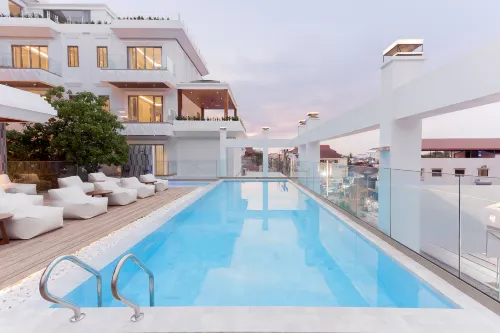 LA PLANTE SIEM REAP - Rooftop Pools