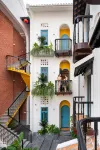 Yzistel Hoi An