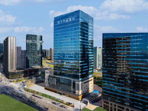 Crystal Orange in Dalian Donggang Business District