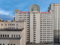 Elong Me Anlai Hotel (Shanghai Global Harbor Meiling North Road Subway Station) Hôtels à : Shanghai