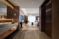 Luxury Hotel ( Linyi Olympic Sports Center )