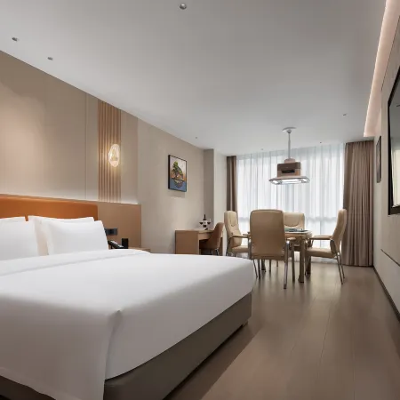 Pingjiang Jinlai Hotel