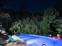 Jinyun Stone Flow Mountain Infinity Pool Resort Villa (Xiandu Scenic Area Branch) Hotel di Jinyun