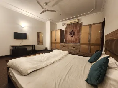 Hotel The Own Stay -Urban Boutique Hotels in 