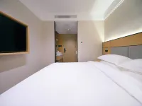 Quanjing Hotel (Beijing Zi Zhu Bridge Wanshou Temple Metro Station Branch) Hotels near Cishousi Station