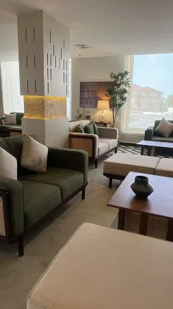 Golden Balcony Hotel Отели рядом с достопримечательностью «Marca resort ماركا ريزورت»