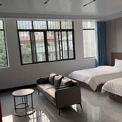 Jingxi Weirun Farm Stay Hotels near Tongling Grand Canyon