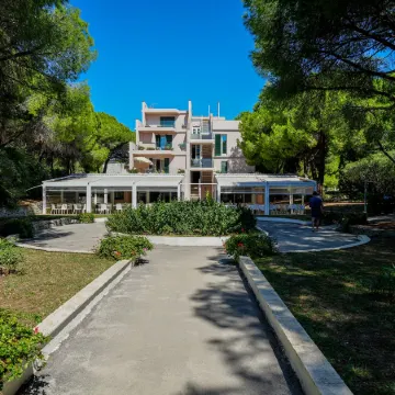 TH Lacona Отели в г. Каполивери