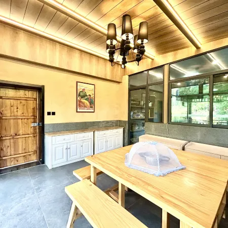 Liuba Shifengzhai Homestay