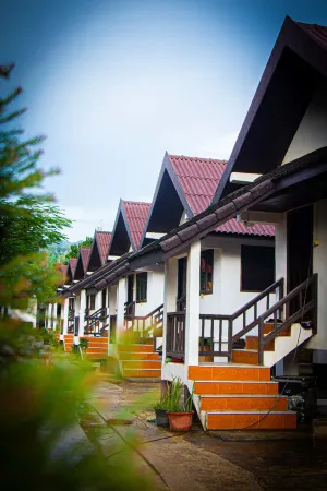 Hometown of Dragon Hotel