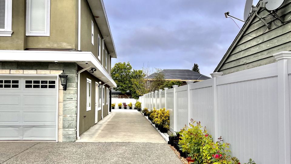 Vancouver Garden Hotel