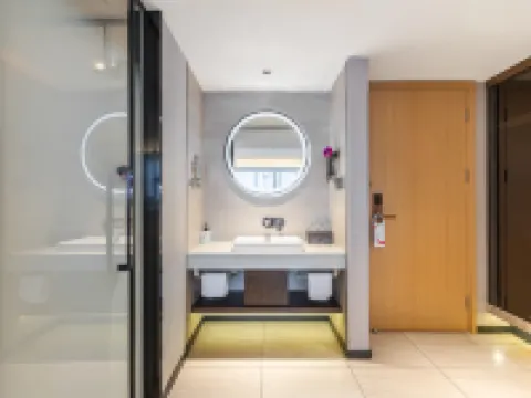 Wuxi Yishang |  View High-Rise Hotel (Sanyang Square Wuxi Railway Station Branch) Hotels in Wuxi