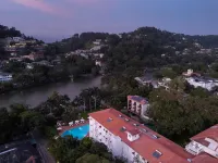Hotel Suisse Hotels in Kandy