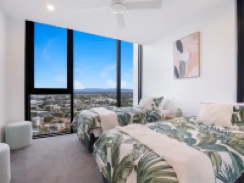 Skyline Showdown - Views, Games & Vibes Hotels in Southport