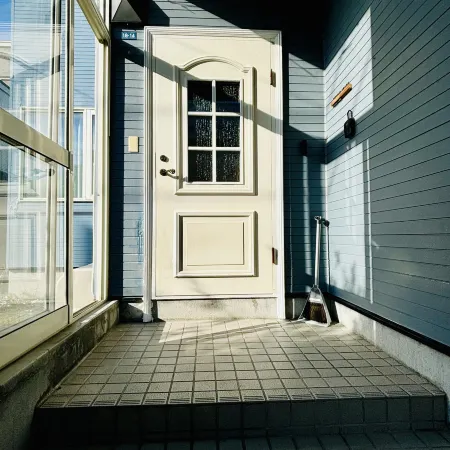 2-floor house with garden
