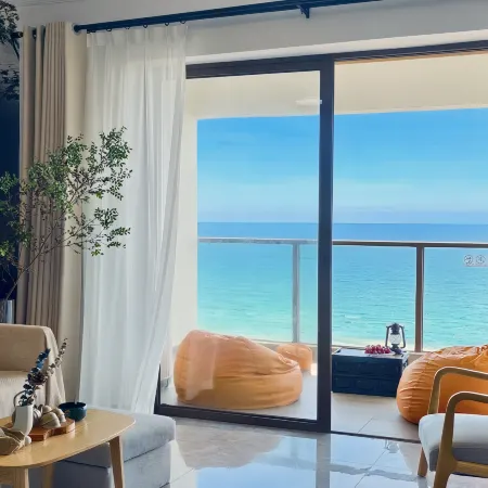 Qifan Star Sea View Apartment (Dinglongwan Ocean Kingdom Branch)
