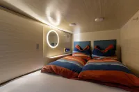Mue Cubes -Capsule Hotel Hotels near Basel Main Station