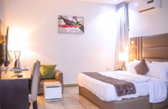 Mainstay Luxury Apartments
