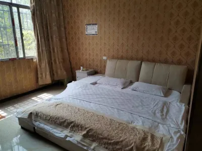 Liupanshui Miluo Buyizu Grand Hotel Hotels near Baiche River Ecotourism Scenic Area
