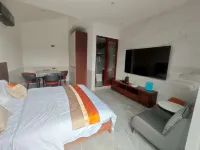 Xingyi Jinyuxuan Homestay - บริการรถรับส่ง