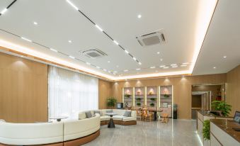 Yasheng Hotel (Taicang Port Station Branch)