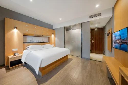 Guangzhou Jiulong Hotel ( Zhenfeng Middle School)