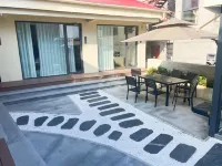 Lushan Ruyou Yuan (Cableway Station Store)