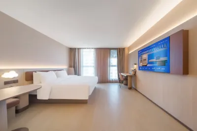 漢庭酒店（鄭州新鄭機場華夏大道店） Hotels in Xinzheng