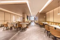 Anshan Railway Station People's Park‌ ‌Atour Hotel