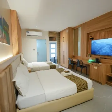 Casa Familia Hotel Restaurant Cafe & Events Place