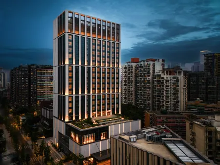 voco Chengdu Jiuyanqiao Отели рядом с достопримечательностью «Sichuan Post and Telecommunication College»