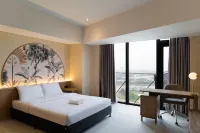 Cove Carstensz BSD Hotels in Cihuni