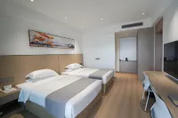 LIANCHENG TIANQUAN BAY HOTEL - balcony