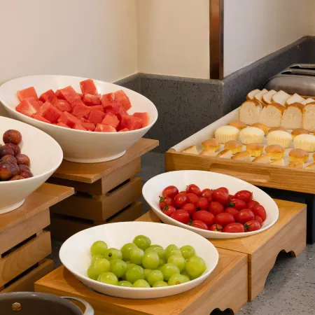 City Comfort Inn Hotel (Liuzhou Five Star Pedestrian Street Zhonghuan Building)