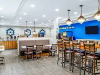 Days Inn & Suites by Wyndham Sherwood Park Edmonton Hotels in Strathcona County