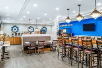 Days Inn & Suites by Wyndham Sherwood Park Edmonton