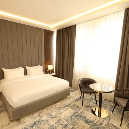 Venice Hotel Complex