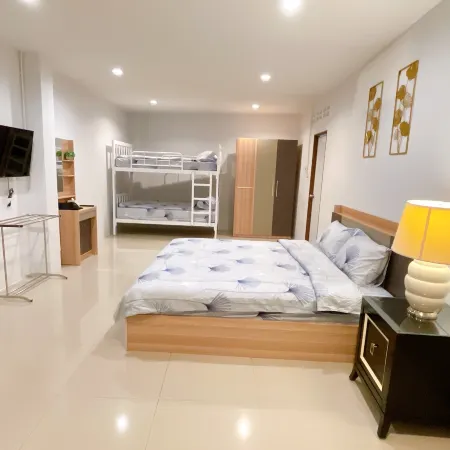 Urbana Home