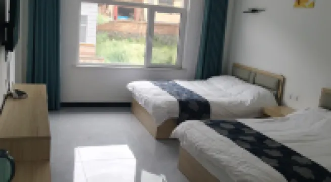Youningsi Guolong Grand Hotel - 2-Star