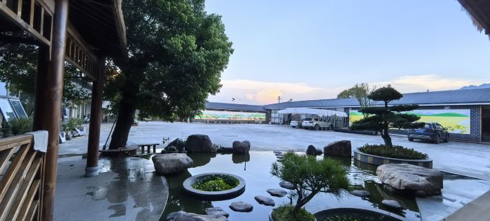 Moon Bay Courtyard-Style Hotel Hotels in Lechang