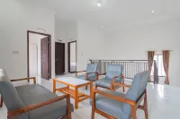 Small Homestay Syariah Sikembar Ciwidey Hotels in Pasirjambu