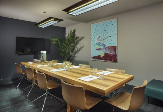 더 아이콘 호텔 & 라운지