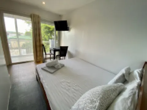 Victoria's Bed & Breakfast
