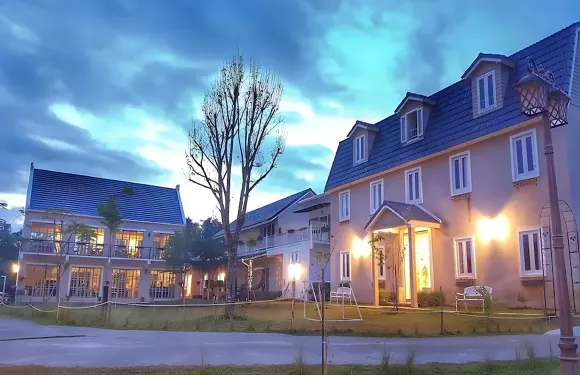 多頓景觀度假村