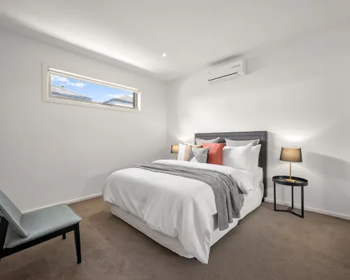 Relaxing Getaway Oasis with Patio in Charming Kew Hotels in Kew