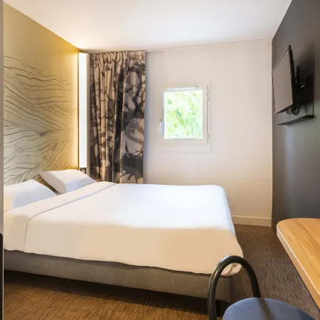 B&B HOTEL Cholet Nord
