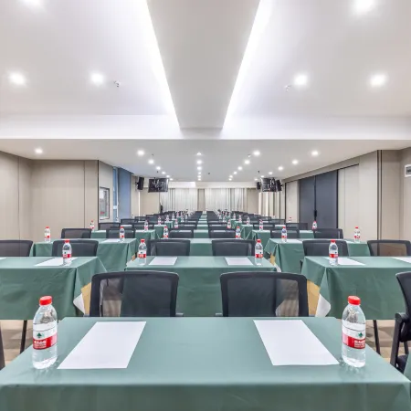 Yufeng Hotel